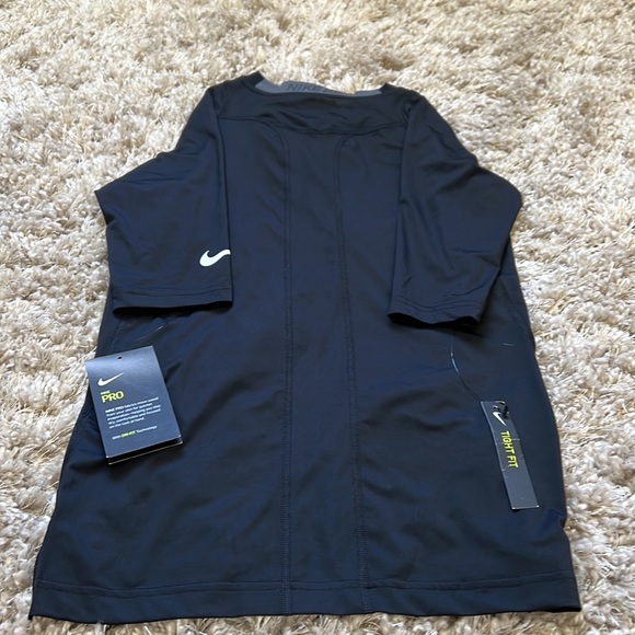 Nike Pro Boy’s Half Sleeves Football Compression Shirts - New - Picture 4 of 5